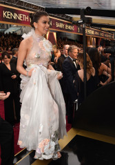 Hailee Steinfeld-89th Annual Academy Awards in Hollywood фото №943698
