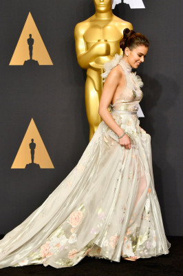 Hailee Steinfeld-89th Annual Academy Awards in Hollywood фото №943706