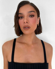 Hailee Steinfeld – Personal Pics фото №1400867