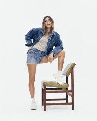 Hailey Baldwin -  Levi’s 501 Originals // 2021 фото №1304442