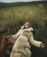 Hailey Rhode Bieber – Vogue Australia October 2019 Issue фото №1220802