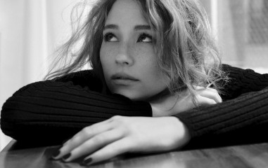 Haley Bennett by Dennis Leupold for AMAZING (F/W 2021) фото №1322423