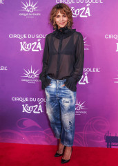 Halle Berry at Cirque du Soleil's Kooza Premiere in Santa Monica фото №1405500