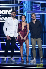Halsey - Billboard Music Awards in Las Vegas 05/20/2018 фото №1072512