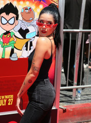 Halsey - Teen Titans Go! To the Movies Premiere in LA 07/22/2018 фото №1087626