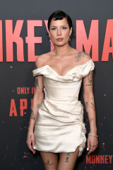 Halsey - Monkey Man Screening in Hollywood фото №1392624