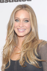 Hannah Davis фото №804486