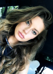 Hannah Stocking  фото №1133025