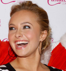 Hayden Panettiere  фото №122040