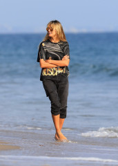 Heidi Klum is seen in Malibu // 27.09.2020 фото №1276794