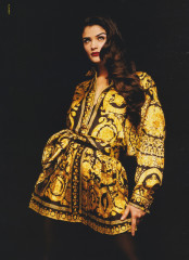 Helena Christensen for Versace Fall Winter 1991 Catalog фото №1405539