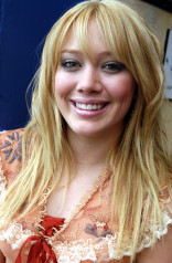 Hilary Duff фото №15399