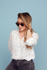 Hilary Duff – Muse x Hilary Duff Glasses Photoshoot фото №1091161