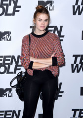 Holland Roden – MTV Teen Wolf 100th Episode Screening in Los Angeles  фото №997112