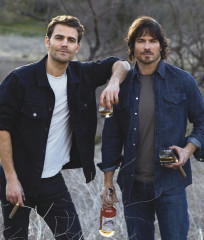 Ian Somerhalder & Paul Wesley - Cigar & Spirits Magazine || March/April 2021  фото №1307517