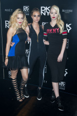 Iggy Azalea - DKNY Artworks Launch Party in London 06/12/2013 фото №1077185