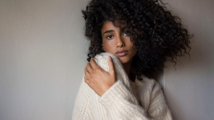 Imaan Hammam ~ Loro Piana ‘Cocooning’ Collection фото №1366052