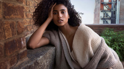 Imaan Hammam ~ Loro Piana ‘Cocooning’ Collection фото №1366051