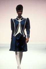 Iman for Emanuel Ungaro Haute Couture SS 1989 фото №1413869