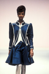 Iman for Emanuel Ungaro Haute Couture SS 1989 фото №1413871