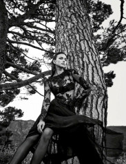 Irina Shayk by Luigi and Iango for Vogue Germany || December 2020 фото №1283035
