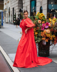 Irina Shayk is shooting for 'Bergdorf Goodman' — 2020. фото №1282692