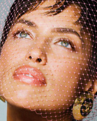 Irina Shayk by The Morelli Brothers for Vogue Thailand // March 2021 фото №1291518