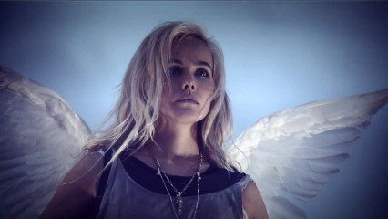 Isabel Lucas - Give Me Love Videoshoot фото №978418