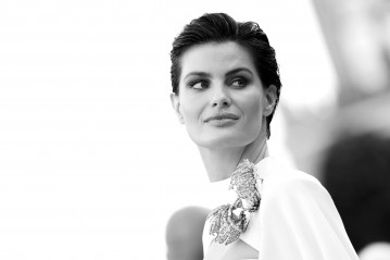 Isabeli Fontana ~ 79th Venice International Film Festival фото №1360543