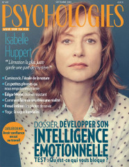 ISABELLE HUPPERT in Psychologies Magazine, France September 2019 фото №1216311