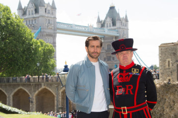 Jake Gyllenhaal at 'Spider-Man Far From Home' Photocall In London || 2019 фото №1213087