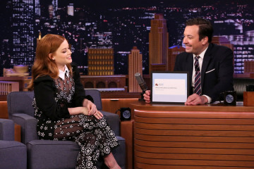 Jane Levy - The Tonight Show Starring Jimmy Fallon | 02.10.2020 фото №1294217