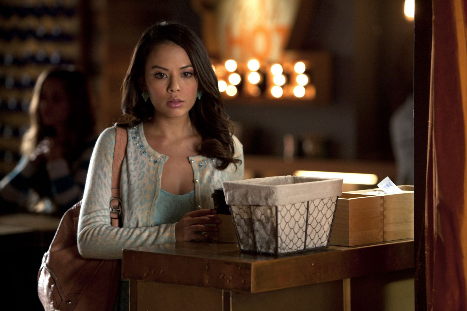 Джанель Пэрриш (Janel Parrish)