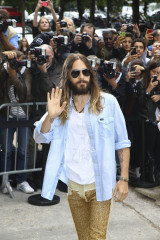 Jared Leto - Chanel FW 2014-2015 Show in Paris 07/08/2014 фото №1293670