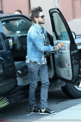 Jared Leto - The Hive in West Hollywood 08/12/2009 фото №1295655