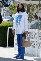 Jared Leto - The Butcher's Daughter in Los Angeles 04/20/2024 фото №1393692
