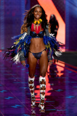 Jasmine Tookes фото №780942