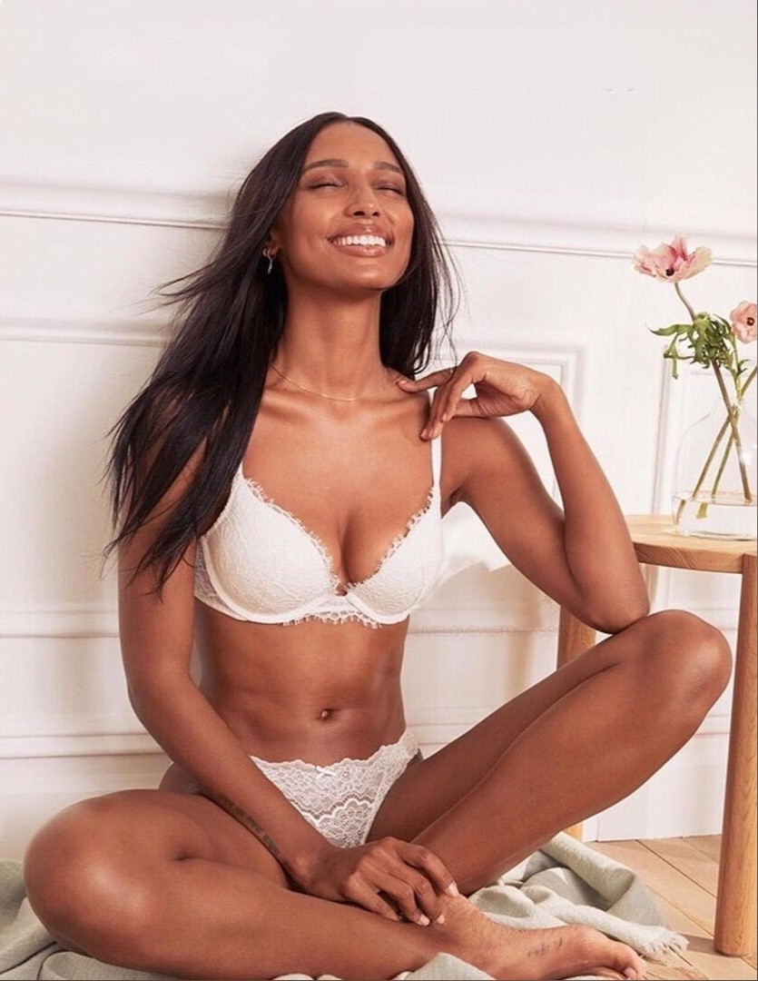 Жасмин Тукс (Jasmine Tookes)