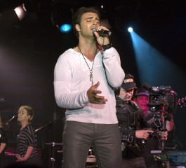 Jencarlos Canela фото №578613