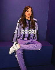 Jenna Ortega Adidas Sportswear 2023 фото №1363944