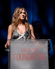 Jennifer Aniston - SAG-AFTRA Foundations Patron of the Artists Awards 11/07/2019 фото №1231409