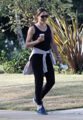 JENNIFER GARNER Out Hiking in Brentwood 07/09/2020 фото №1263279