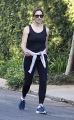 JENNIFER GARNER Out Hiking in Brentwood 07/09/2020 фото №1263280