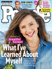 Jennifer Garner by Cliff Watts for People || April 2021 фото №1292634