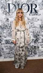 Jennifer Lawrence – at Dior Finner For Cast Cannes 2025 фото №1418452