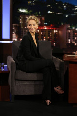 Jennifer Lawrence – Jimmy Kimmel Live in Hollywood фото №928853