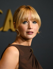 Jennifer Lawrence – at the 15th Annual Governors Awards 2024 фото №1407185