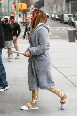 Jennifer Lopez - Hustlers On The Set in New York 04/08/2019 фото №1159317