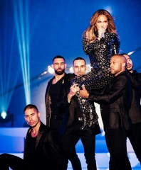 Jennifer Lopez - Doha Festival City in Mondrian Doha, Qatar 11/08/2018 фото №1116167