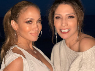 Jennifer Lopez - Linda's 50th Birthday Party at Nobu in Malibu 06/13/2021 фото №1299934
